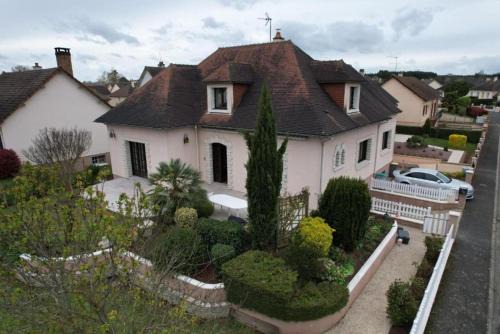 La Changéenne - Maison de charme - 12 pers