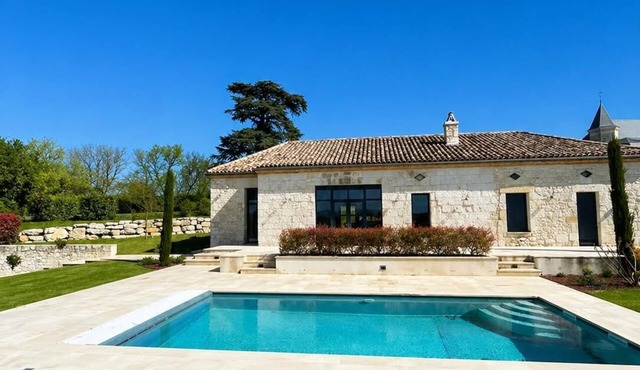 La Citadelle - Villa with private pool & 5-seater jacuzzi in the heart of the vineyards