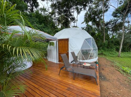 La Comarca River Glamping Dome near Manuel Antonio