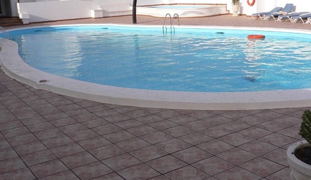 La Concha Beach. 2Dormitorios wifi and communal pools