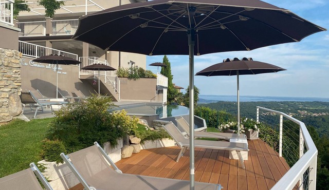 La Cornice sul Garda- Sottobosco- terrace and lake view in residence with pool