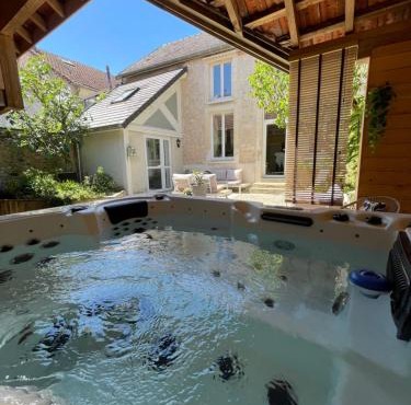 La Cour aux Bulles