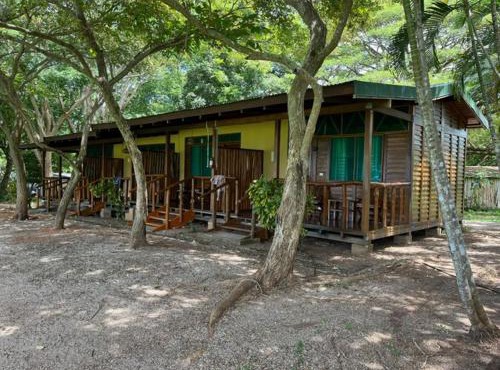 La Ensenada Lodge