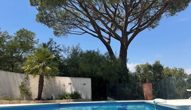 La Farigoulette Villa