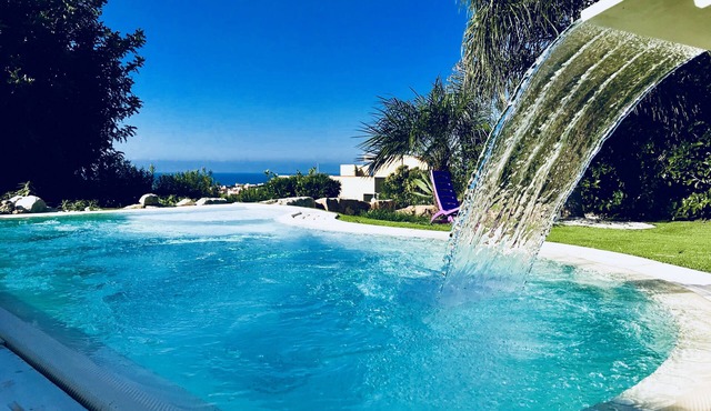LA FINCA Holiday House with small private pool