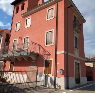 La Finestra Sul Castello