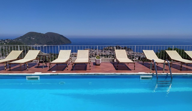 La Greca panoramic house in villa with swimming pool in Lipari