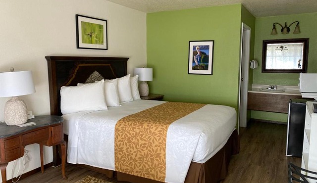 La Kris Inn