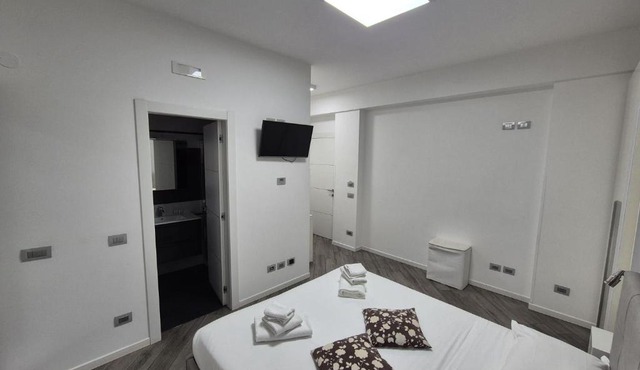 La Lira Two GuestHouse