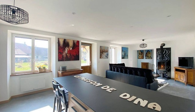 La Maison De Dina