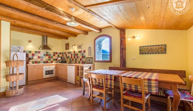 LA Maison Bleue - St-martin-d'arc
