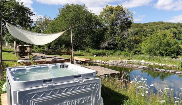 La Maison Bleue23