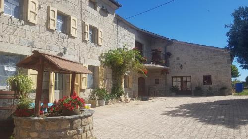 la maison de pierre