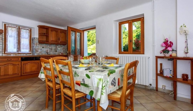 La Maison Des Fleurs