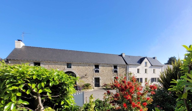 La Maison Keribin 4*, Luxury traditional self catering cottage with its private Jacuzzi (Min stay 3 nights)