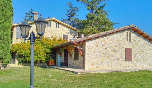 La Mora by Interhome