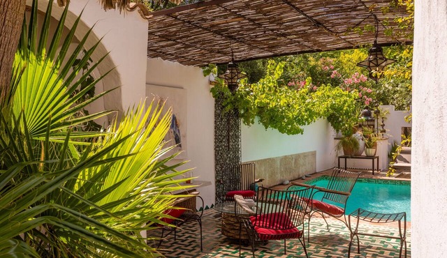 La Muyoise, Village House with Private Pool
