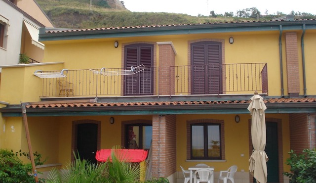 La Palma 9 - beachfront terraced house