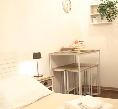 La Petite Room