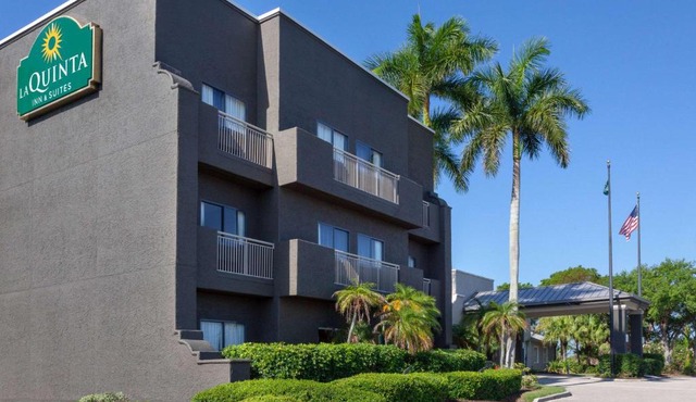 La Quinta by Wyndham Ft. Myers - Sanibel Gateway