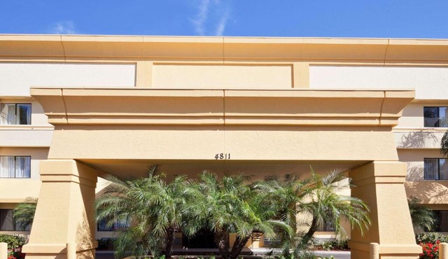 La Quinta by Wyndham Tampa Fairgrounds - Casino
