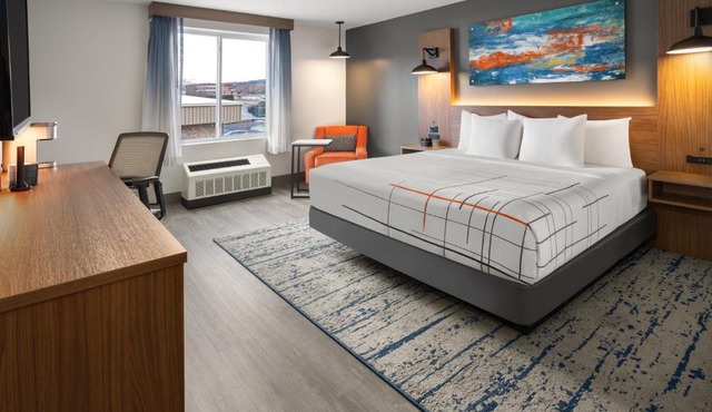 La Quinta Inn & Suites by Wyndham Williston Burlington
