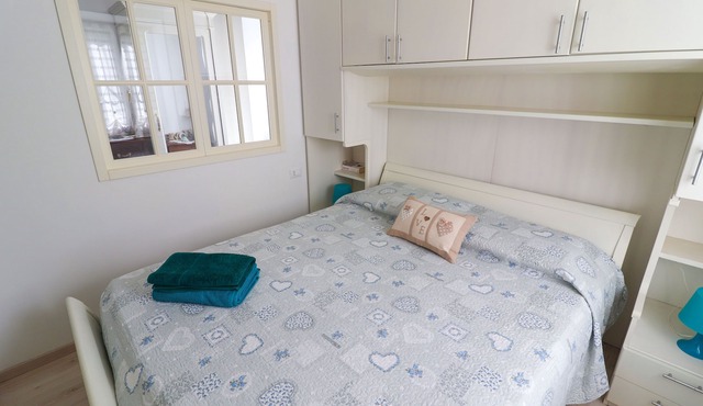 La Riva, studio apartment in a country house 14 km far from the sea,