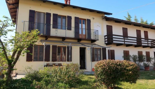 La Vallia by Interhome