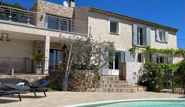 La Vigie - Magnificent villa in the heart of green Provence