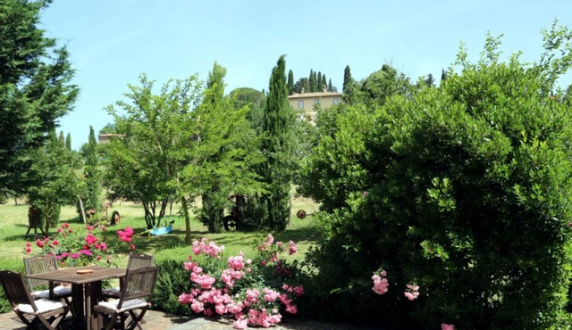 La Villa, a charming villa with swimming pool