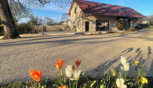 La Villa de Paul, a completely renovated 19th-century building in the Savoyard foreland