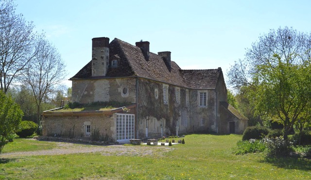 LA VILLA Escuris - Manor History of the XVIII century