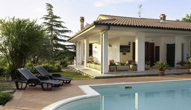 La Villa - Luxury Home