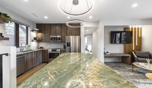 LaFave-Luxury Villa at Zion: Meridian Tower