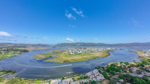 Lagoon View Accommodation