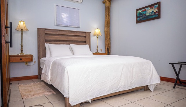 Lagoonfront 1BR Oasis Unit A – Gated, Private, 10 Min from Belize Airport & City
