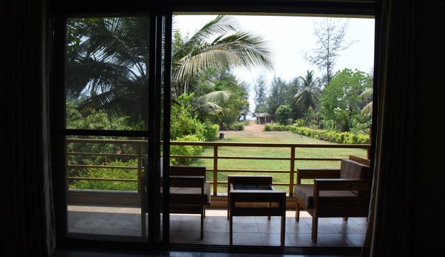Laguna Beach Resort Murud