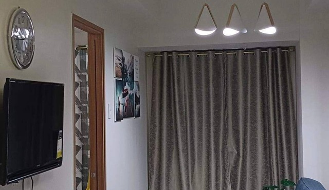 LAJ Staycation Shore3 ResidencesnA City View w/balconynClose to Mall of Asoa