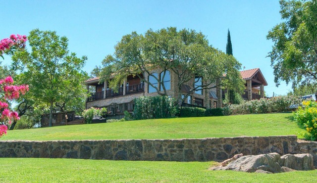 Lake Buchanan Grand Retreat - 10 Acres, Private Beach, Hot Tub, Pool, Sleeps 30+, Great for Groups!