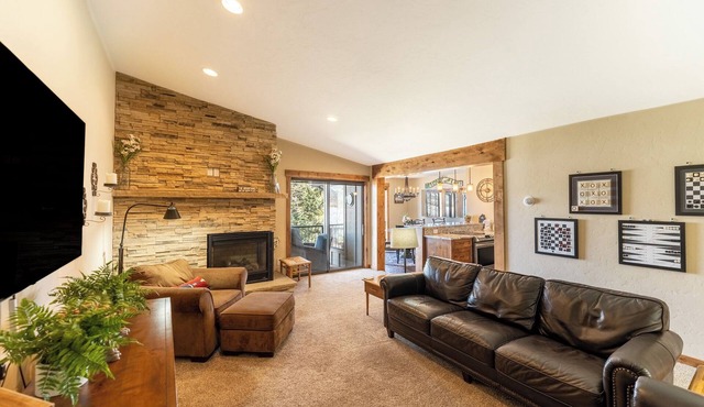 Lake Cliffe #303, Building E By Summit County Mountain Retreats
