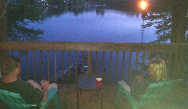 LAKE FRONT ISLAND HIDE-AWAY WITH BOAT DOCK