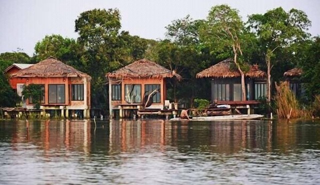 Lake House