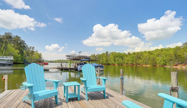 Lake Lanier Retreat w/Dock: Day Trip to Atlanta!