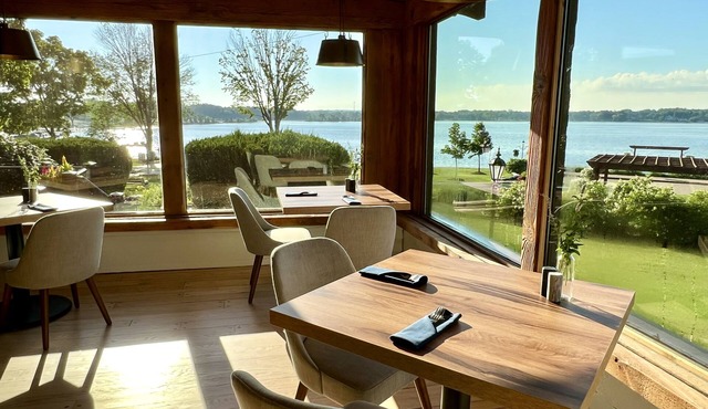 Lake Lawn Resort