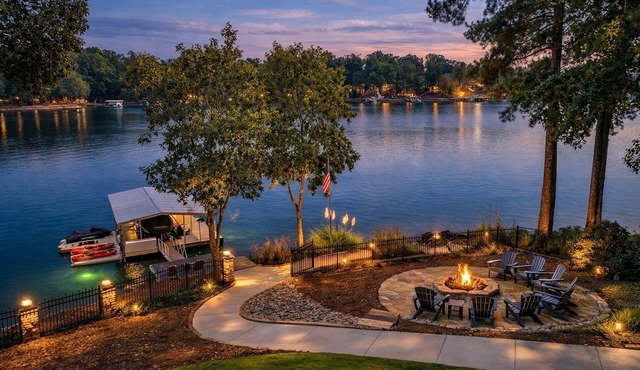 Lake Point Haven with Dock
