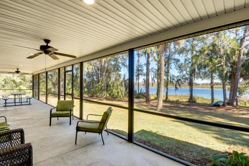 Lake Smith Getaway w/Dock: Families Welcome!
