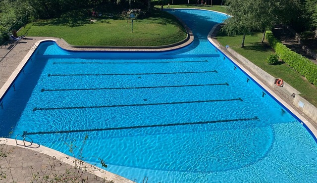 Lake view apartment with pool and tennis