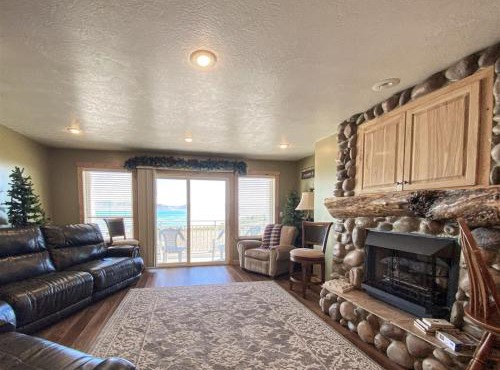 Lake View Condo 874 2 Bear Lake Views