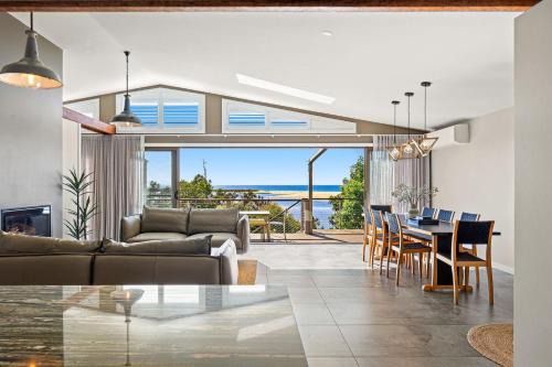 Lake View Luxury Wallaga Lake - 21 Lakeview Drive