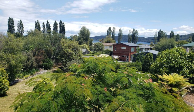 Lake Views & Family Friendly